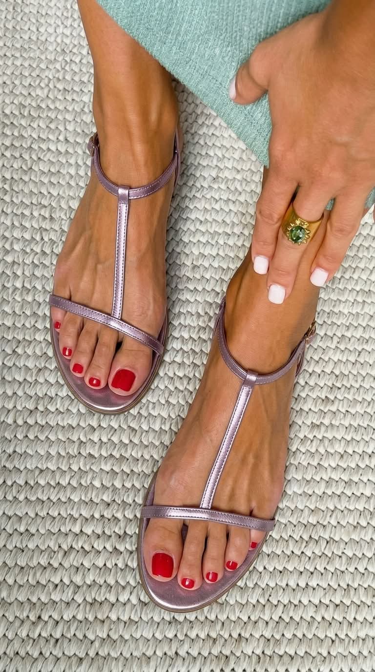 Rosalba Golden Sandals - Lavender