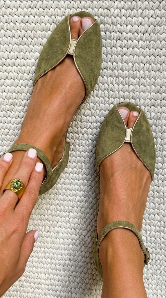 Olivia Suede Comfort Sandals - Sage Green