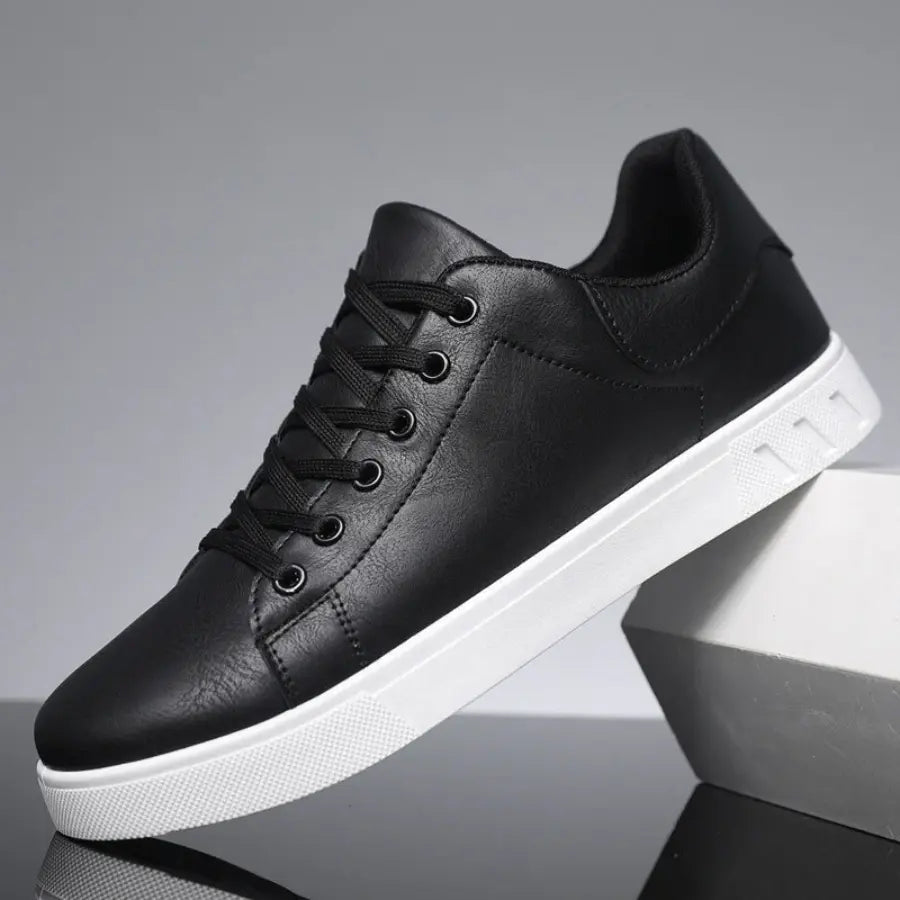 Fenmark - Low-Top Lace-Up Sneakers For Everyday Wear — view 7 of 7